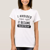 人を避けた Tシャツ (正面)