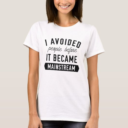 人を避けた Tシャツ (正面)