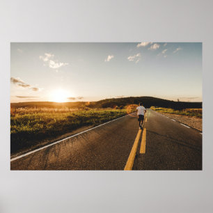 人ランニングは午前中に道を進んでいる ポスター