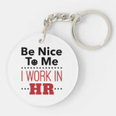 人事部で働く私にとって人材は優しい キーホルダー (裏面)