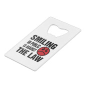 人前で微笑むのは法に反する クレジットカード栓抜き (裏面アングル)