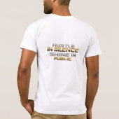 人前で静かにハッスル Tシャツ (裏面)