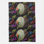 人参ケーキカップケーキと紙吹雪 キッチンタオル (縦)