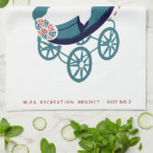 人形と乳母車パレード キッチンタオル (折り畳み)