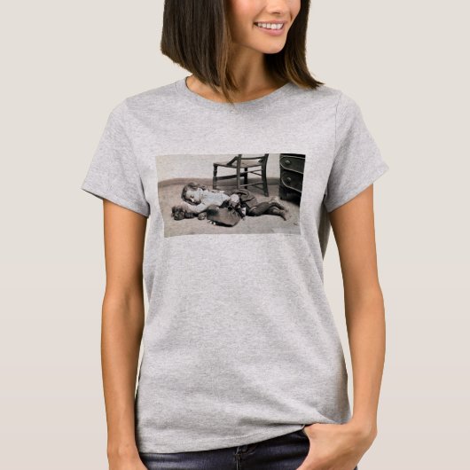 人形の子， C1895 Tシャツ (正面)