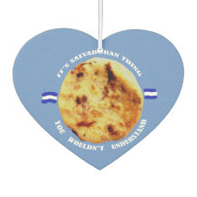 人形はサルバドリアンだ