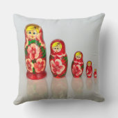 人形をロシアの積み重ねてカスタマイズ クッション (裏面)