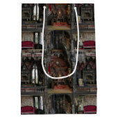 人形ビクトリアン入り幽霊のよく出るゴシック体のドールショーズ ミディアムペーパーバッグ (裏面)