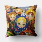 人形ロシアののネスト クッション (裏面)