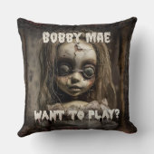 人形80年代幽霊のよく出るホラー映画の悪魔が憑依 クッション (裏面)