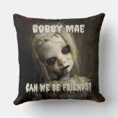 人形80年代幽霊のよく出るホラー映画の悪魔が憑依 クッション (裏面)