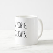 人数が少ない。もっと猫を。 コーヒーマグカップ (正面右)