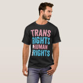 人権トランスジェンダーLGBTQ Pri Tシャツ (正面フル)