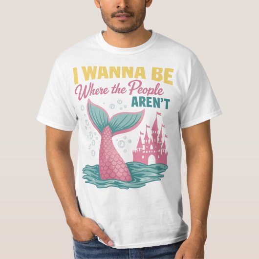 人混みが嫌いな人へ Tシャツ (正面)