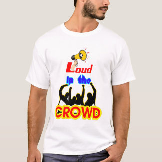人混みの中で目立つストリートウェアTシャツ Tシャツ