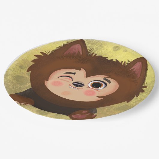 人狼ハロウィーンの衣装を着た可愛い少年 ペーパープレート (アングル)