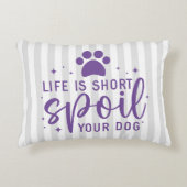 人生おもしろいは短いあなたの犬の引用文ユーモアの敷物を台無しにする アクセントクッション (正面)