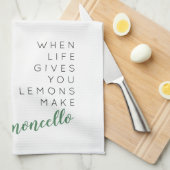 人生がリモ与えンチェロを作るとき キッチンタオル (四つ折り)