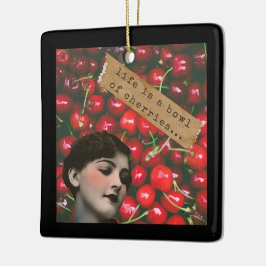 人生とは変わったさくらんぼのボウル セラミックオーナメント (左)
