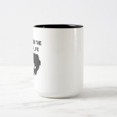 人生に夢中にな凍っている | 氷魚釣り ツートーンマグカップ (中央)