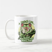 人生のカエル煩わせる何でも食べるため。 マグ (左)