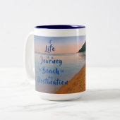人生の旅は私の目的ビーチ ツートーンマグカップ (正面左)