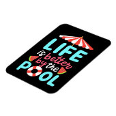 人生の泳ぐ人はプールの方が良い マグネット (左側)