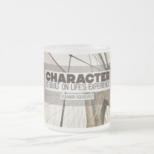 人生の経験を基に構築 フロストグラスマグカップ (中央)