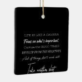 人生はカメラのようなものだ セラミックオーナメント (右)