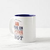 人生はカメラカメラマンの引用文 ツートーンマグカップ (正面左)