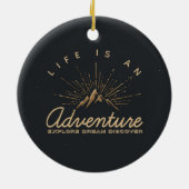 人生はゴールデンサンレイズの冒険の山 セラミックオーナメント (裏面)