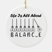 人生はバランスのインスピレーションやる気を起こさせるだ セラミックオーナメント (裏面)