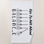 人生はバランスのインスピレーションやる気を起こさせるだ ビーチタオル (正面)