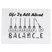 人生はバランスのインスピレーションやる気を起こさせるだ ラージペーパーバッグ (裏面)