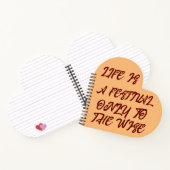 人生はフェスティバル |やる気を起こさせる引用文Tシャツ ノートブック (内部)