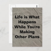 人生は何が起こるか – 砂の中の足跡 ポストカード (正面/裏面)