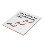 人生は信頼できない車での魂のロードトリップである タイル (側面)