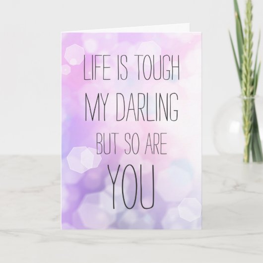 人生は厳しい – 紫の《写真》ぼけ味感動的引用文 カード (正面)