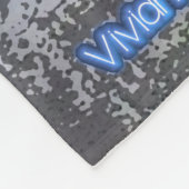 人生は嵐が去るのを待つことではない フリースブランケット (角)