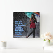 人生は嵐が通過するのを待つためのものではない スクエア壁時計 (ホーム)