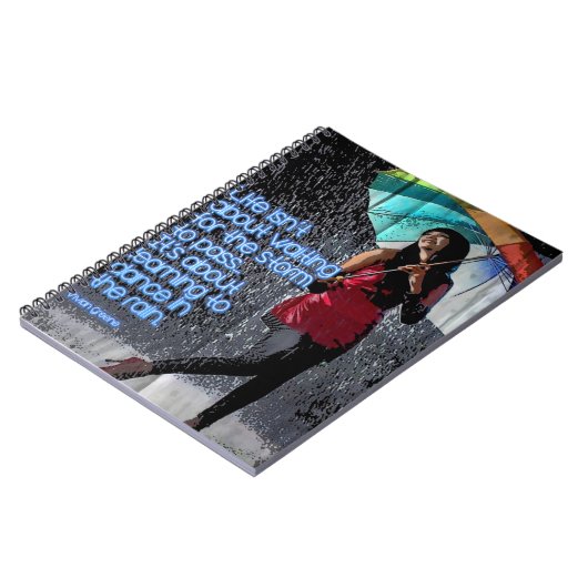 人生は嵐が通過するのを待つためのものではない ノートブック (左側)