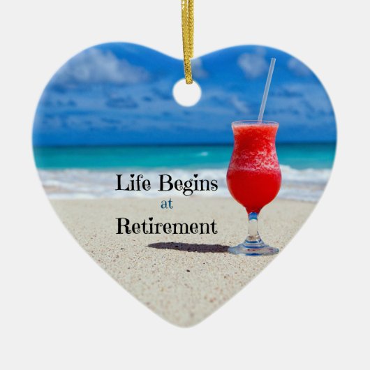人生は引退から始まり、ビーチで飲霜の降りたむ セラミックオーナメント (正面)