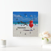 人生は引退から始まり、霜の降りたビーチ スクエア壁時計 (ホーム)