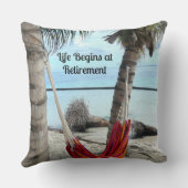 人生は引退から始まる クッション (裏面)