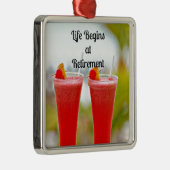 人生は引退から始まる – 熱霜の降りた帯飲料 メタルオーナメント (右)