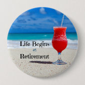 人生は引退から始まる 缶バッジ (正面)