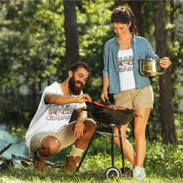 人生は最高のキャンピング中 Tシャツ