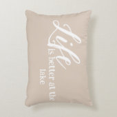 人生は湖ベージュホワイトバケーションでより良い アクセントクッション (正面(垂直))