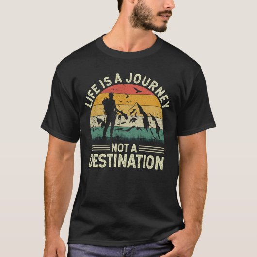 人生は目的地ではない旅トレーラー旅行 Tシャツ (正面)