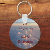 人生は目的地ではなく旅だ キーホルダー (正面)